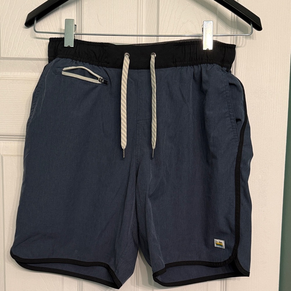 Vuori Men's Navy and Black Athletic Shorts